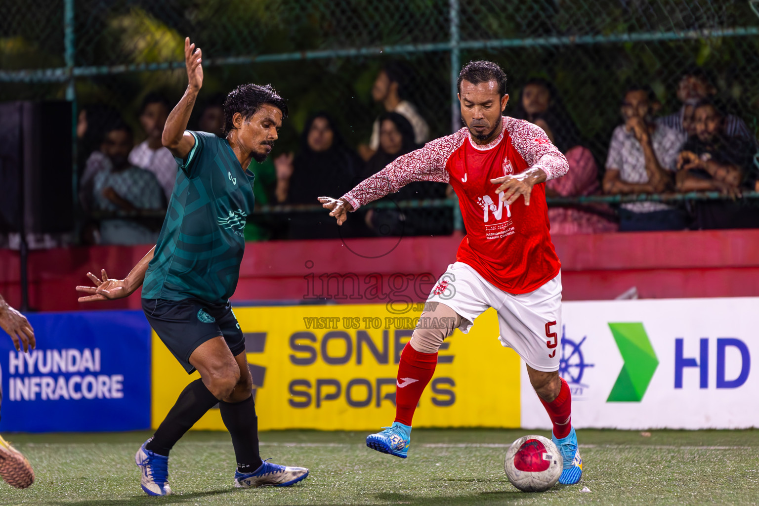 L Maavah vs L Maabaidhoo in Day 20 of Golden Futsal Challenge 2024 was held on Saturday , 3rd February 2024 in Hulhumale', Maldives Photos: Ismail Thoriq / images.mv