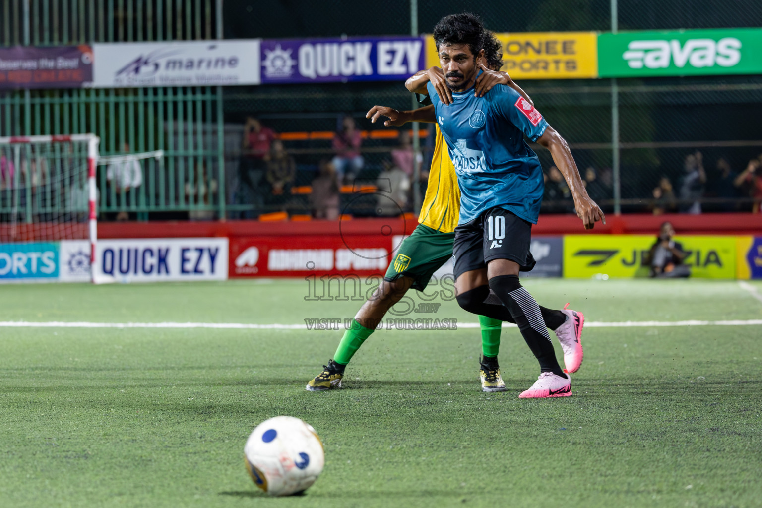 HDh Finey vs HDh Nolhivaranfaru in Day 5 of Golden Futsal Challenge 2025 on Thursday, 9th January 2025, in Hulhumale', Maldives
Photos: Ismail Thoriq / images.mv