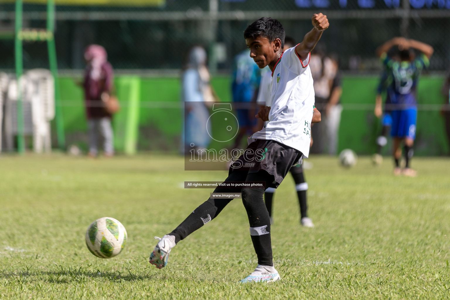 Day 1 of MILO Academy Championship 2023 (U12) was held in Henveiru Football Grounds, Male', Maldives, on Friday, 18th August 2023. Photos: Mohamed Mahfooz Moosa / images.mv