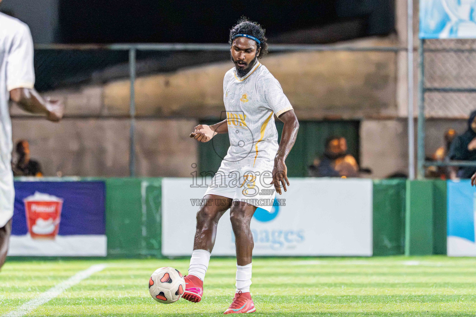 Lecrose VS BGSC in Day 4 - Fonadhoo Youth Futsal Challenge 2025 held in Fonadhoo Futsal Stadium, L. Fonadhoo, Maldives on Wednesday, 29th October 2025 Photos: Arif Rasheed / images.mv