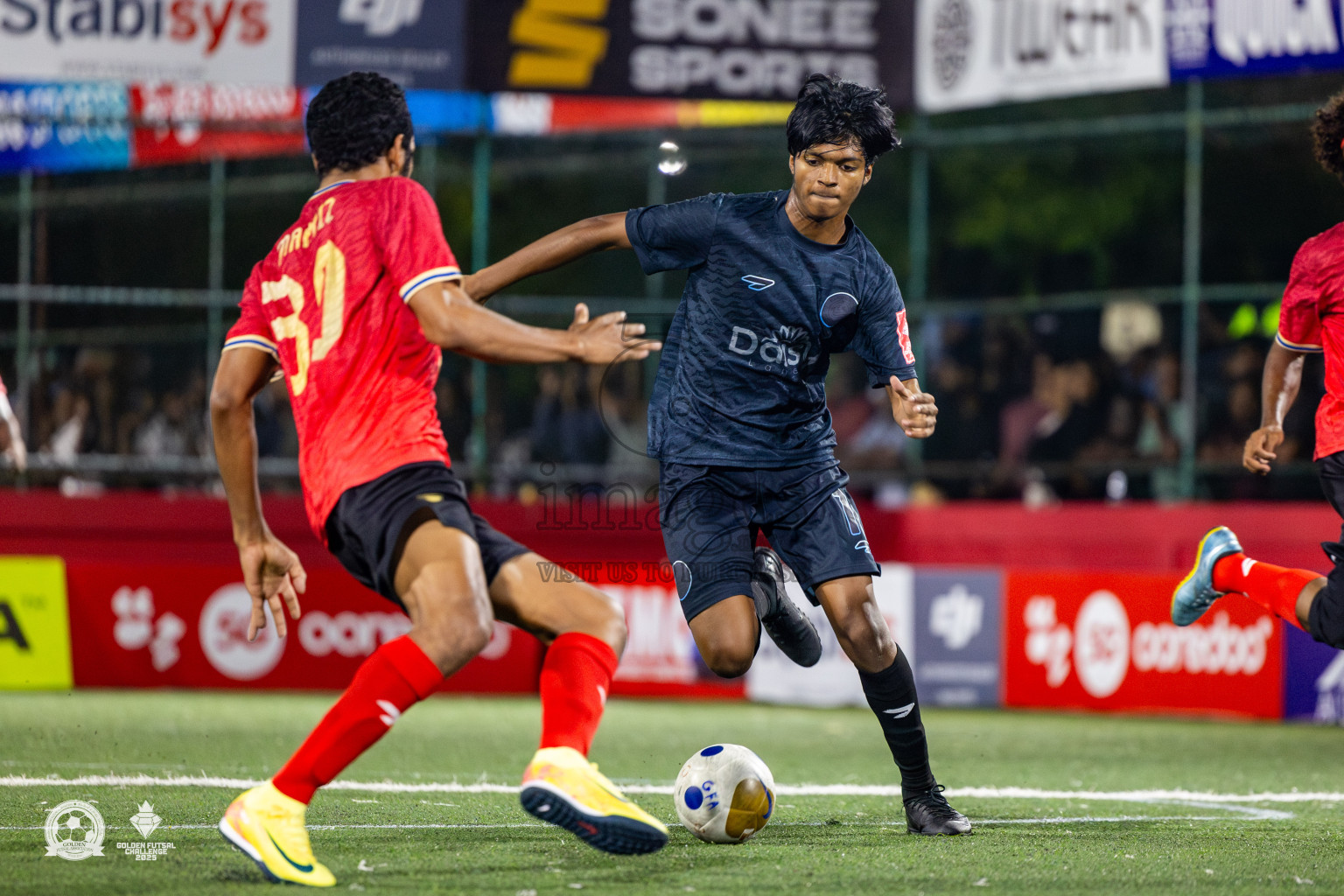 Dh Kudahuvadhoo vs Dh Bandidhoo in Day 21 of Golden Futsal Challenge 2025 was held on Saturday , 25th January 2025, in Hulhumale', Maldives. Photos: Nausham Waheed / images.mv
