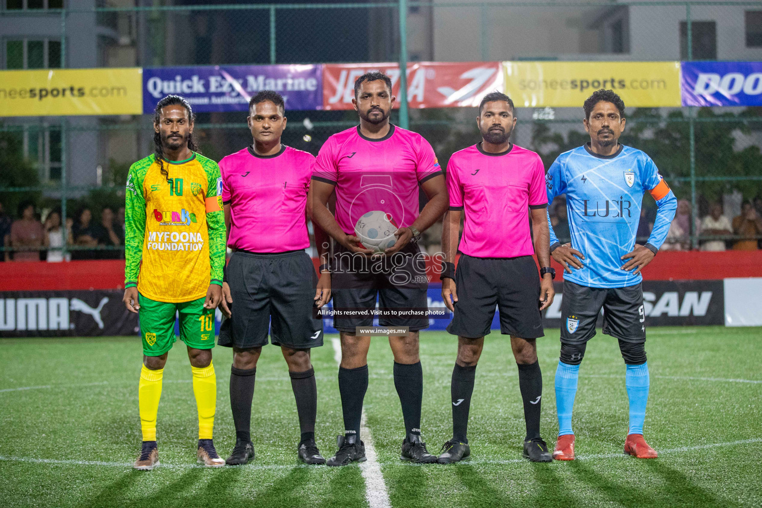 GDh. Hoandedhdhoo vs GDh. Vaadhoo in Day 12 of Golden Futsal Challenge 2023 on 16 February 2023 in Hulhumale, Male, Maldives