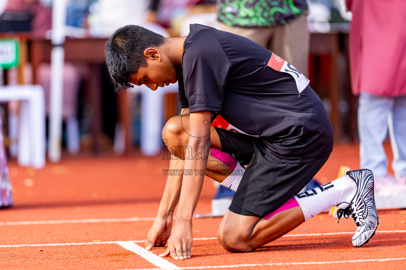 Day 5 of Inter-school Athletics Championship 2025 held in Ekuveni Synthetic Track, Male', Maldives on Saturday, 11th October 2025. Photos by: Nausham Waheed / Images.mv