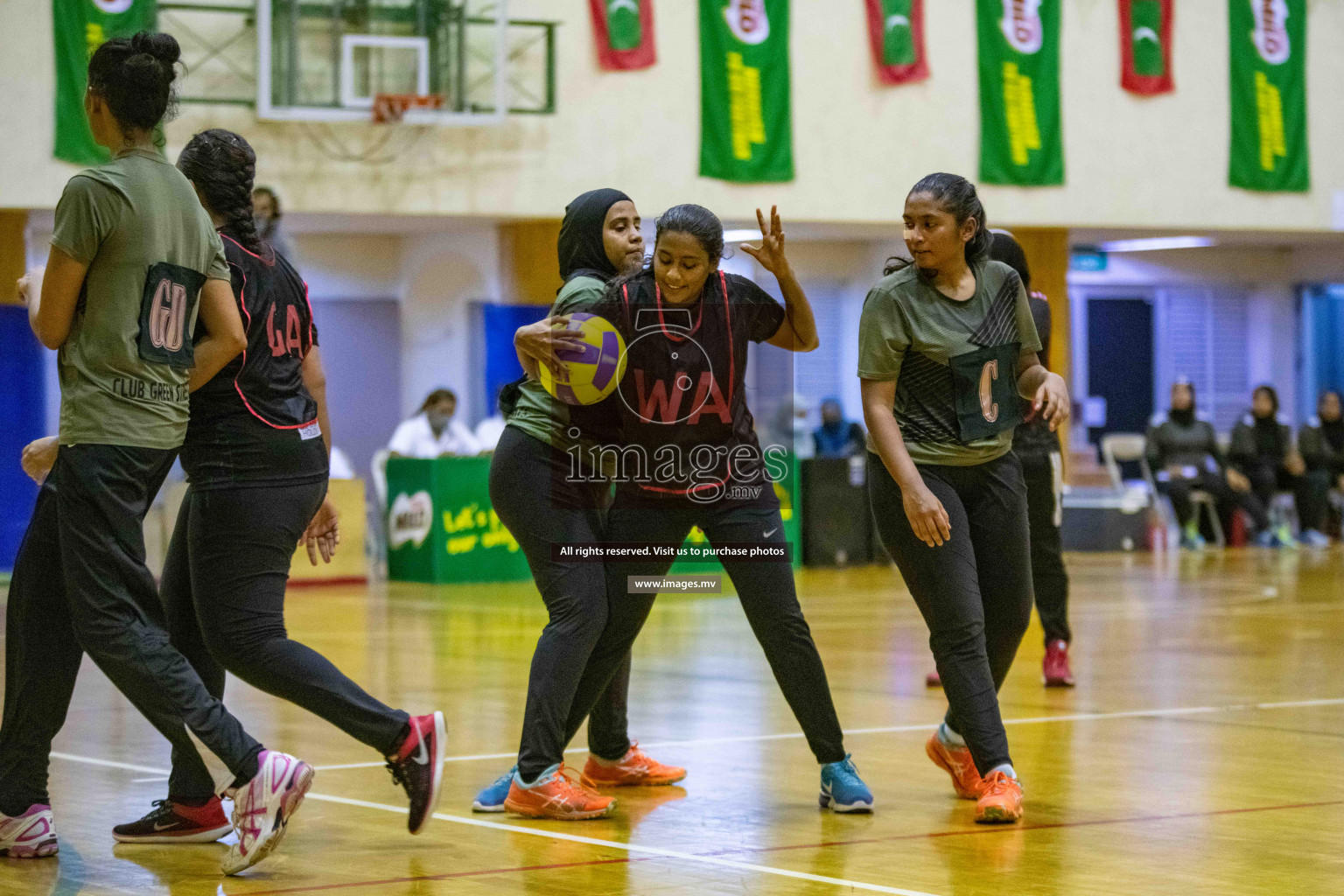 Kulhudhuffushi Youth & R.C vs Club Green Streets in the Finals of Milo National Netball Tournament 2021 (Women's) held on 5th December 2021 in Male', Maldives Photos: Ismail Thoriq / images.mv