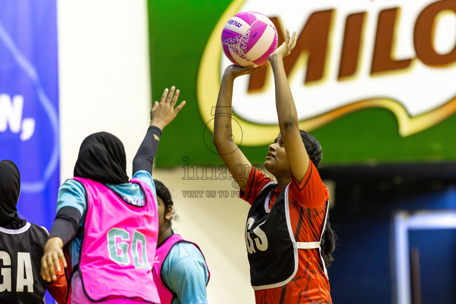 Young Netters A vs AIS Netball Academy in Day 5 of 3rd Netball Junior Championship, held at Social Center on Thursday 23rd January 2025 . Photos: Shuu Abdul Sattar / images.mv