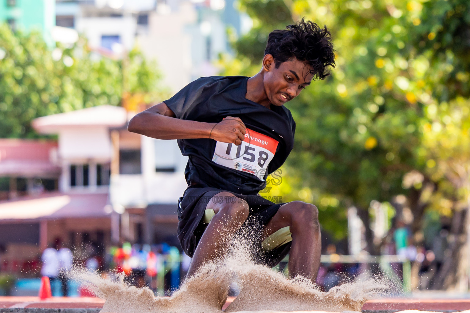Day 3 of Inter-school Athletics Championship 2025 held in Ekuveni Synthetic Track, Male', Maldives on Wednesday, 08th October 2025. Photos by: Nausham Waheed / Images.mv