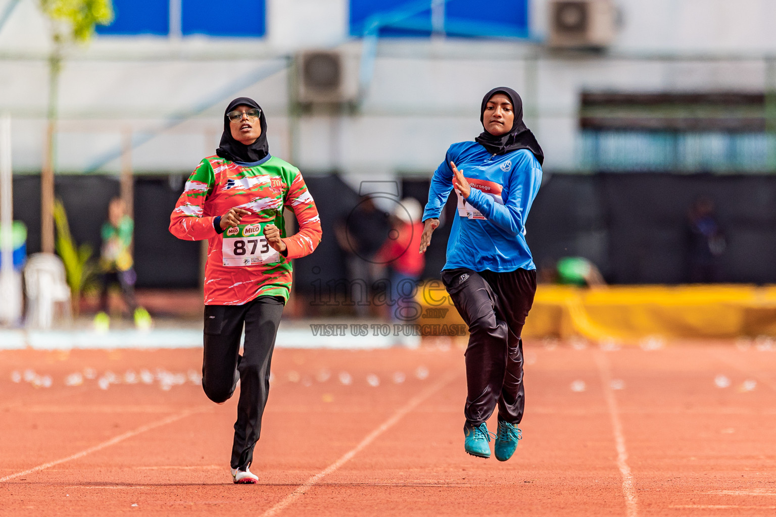 Day 4 of Inter-school Athletics Championship 2025 held in Ekuveni Synthetic Track, Male', Maldives on Thursday, 09th October 2025. Photos by: Areef Adam / Images.mv