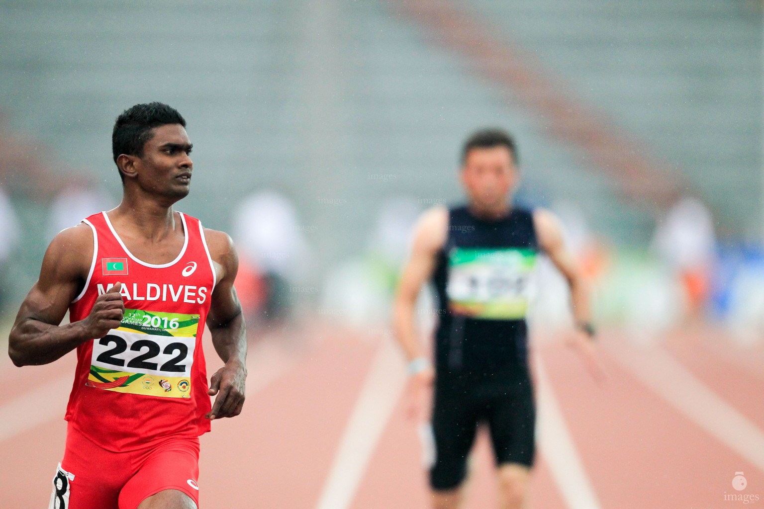 Hassan Said runs in the 100m heats in the South Asian Games in Guwahati, India, Tuesday, February. 09, 2016. (Images.mv Photo/ Hussain Sinan).