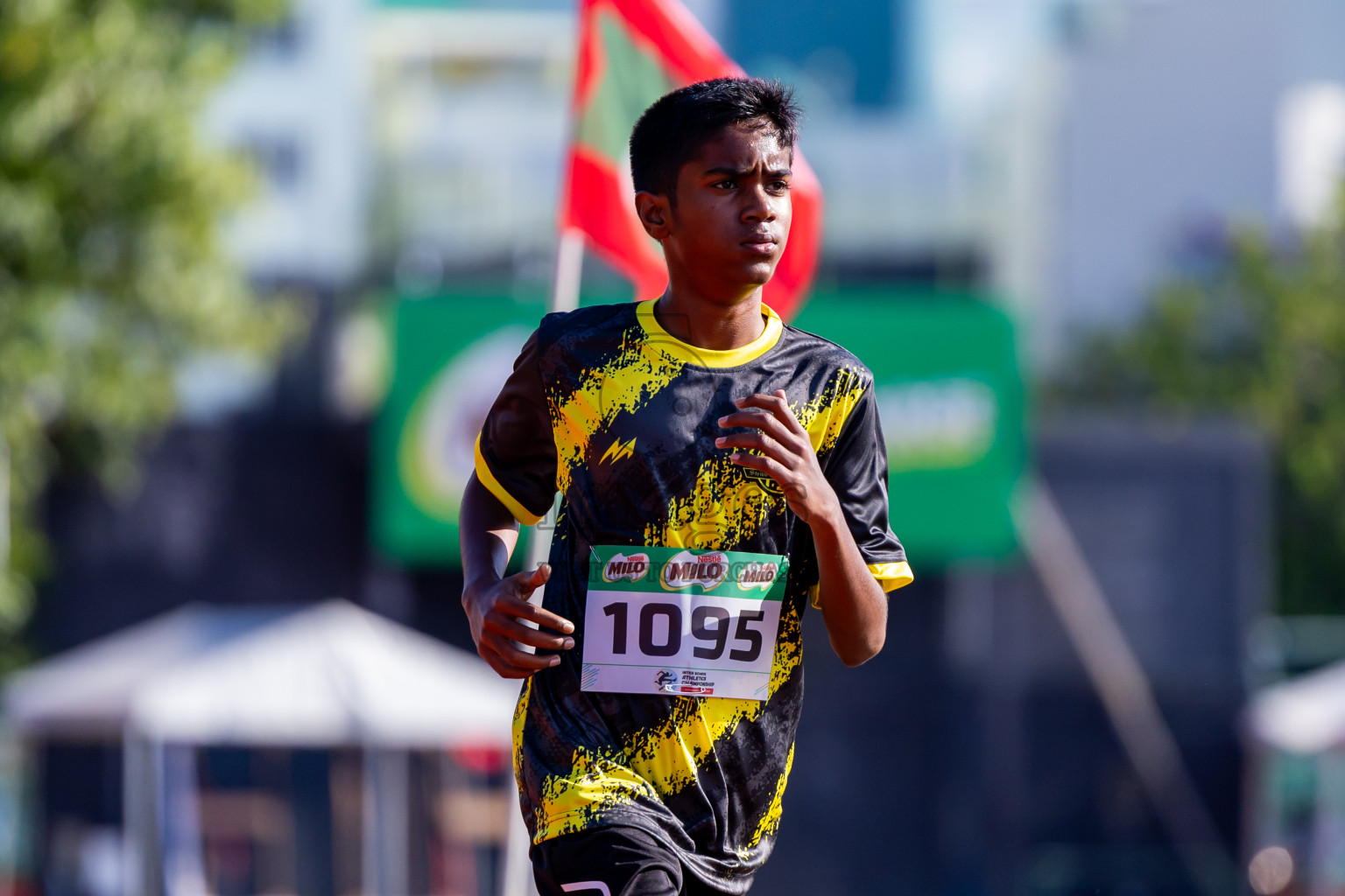 Day 2 of Inter-school Athletics Championship 2025 held in Ekuveni Synthetic Track, Male', Maldives on Tuesday, 07th October 2025. Photos by: Nausham Waheed / Images.mv