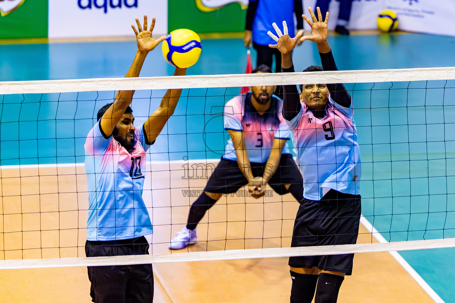 City Sports Club vs Blues for Volleyball in Day 3 of MILO VAM Cup 2024 Men's Division was held in Social Center Indoor Hall on Wednesday, 30th October 2024. Photos: Nausham Waheed / images.mv