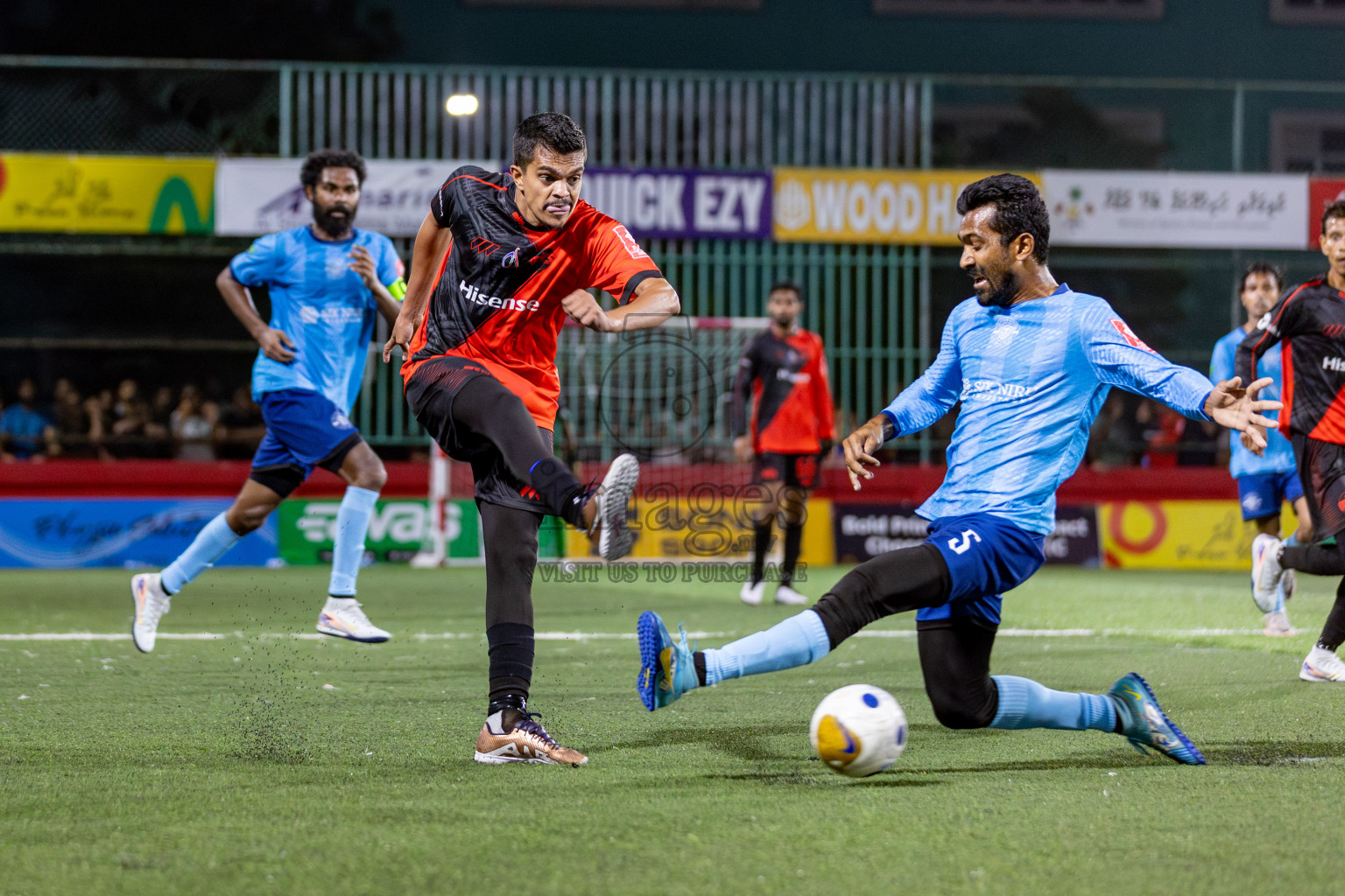 M Dhiggaru vs M Mulak in Day 12 of Golden Futsal Challenge 2025 was held on Thursday, 16th January 2025, in Hulhumale', Maldives.
Photos: Hassan Simah / images.mv