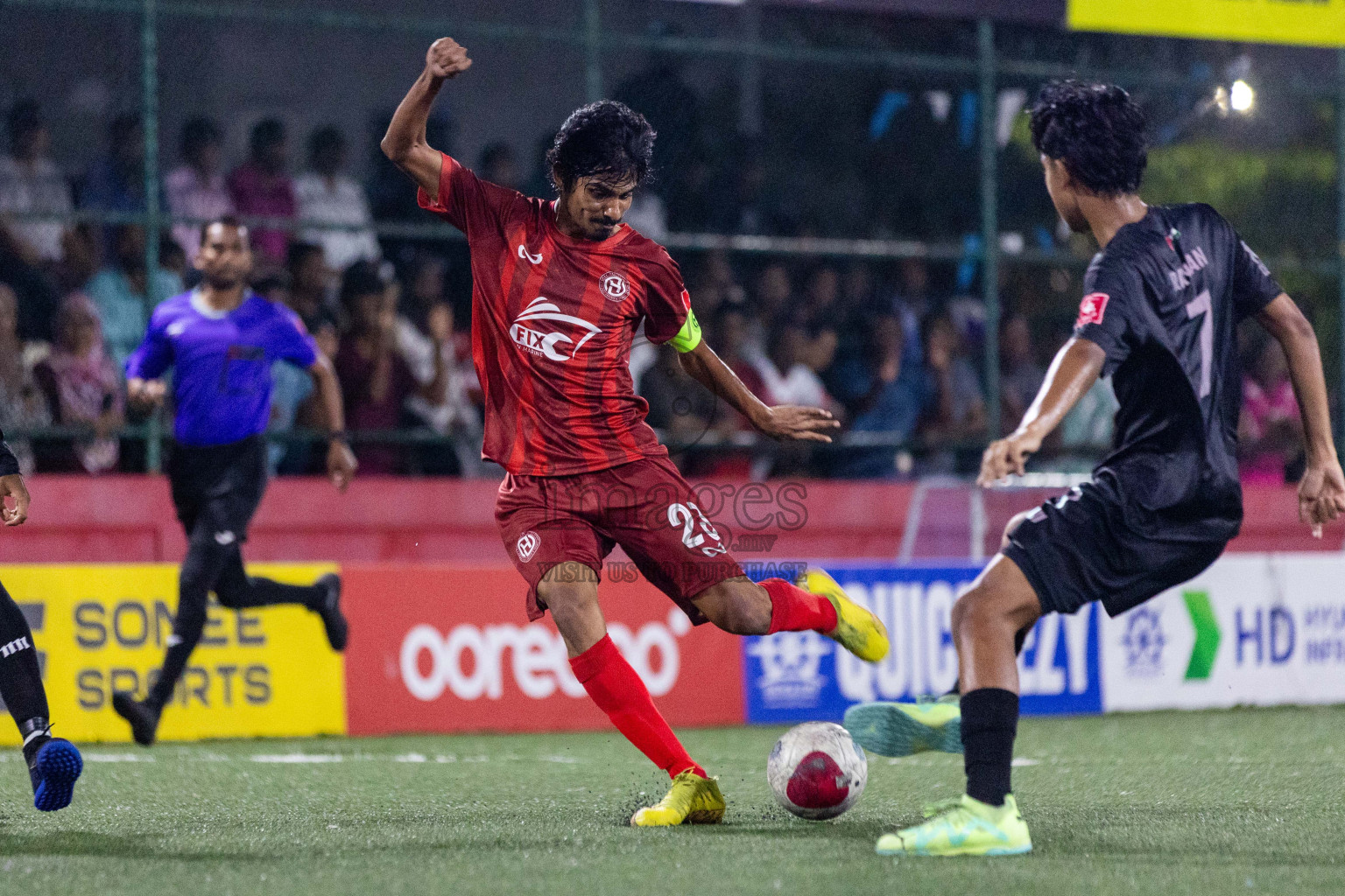 K Kaashidhoo vs K Hraa in Day 22 of Golden Futsal Challenge 2024 was held on Monday , 5th February 2024 in Hulhumale', Maldives Photos: Nausham Waheed / images.mv