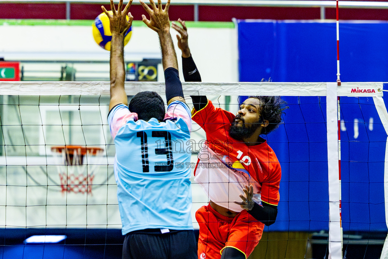 City Sports Club vs Blues for Volleyball in Day 3 of MILO VAM Cup 2024 Men's Division was held in Social Center Indoor Hall on Wednesday, 30th October 2024. Photos: Nausham Waheed / images.mv