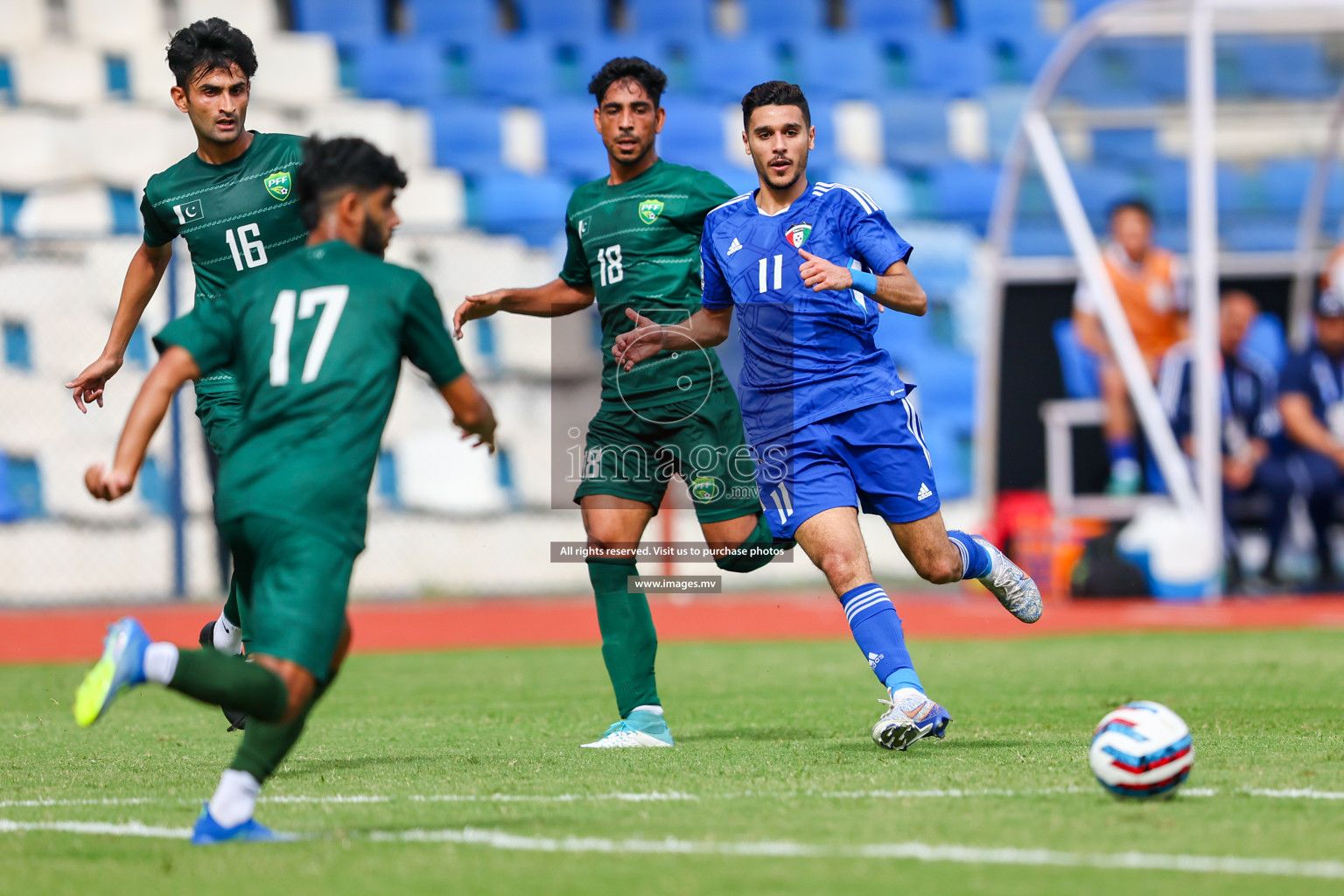Pakistan vs Kuwait in SAFF Championship 2023 held in Sree Kanteerava Stadium, Bengaluru, India, on Saturday, 24th June 2023. Photos: Nausham Waheed, Hassan Simah / images.mv