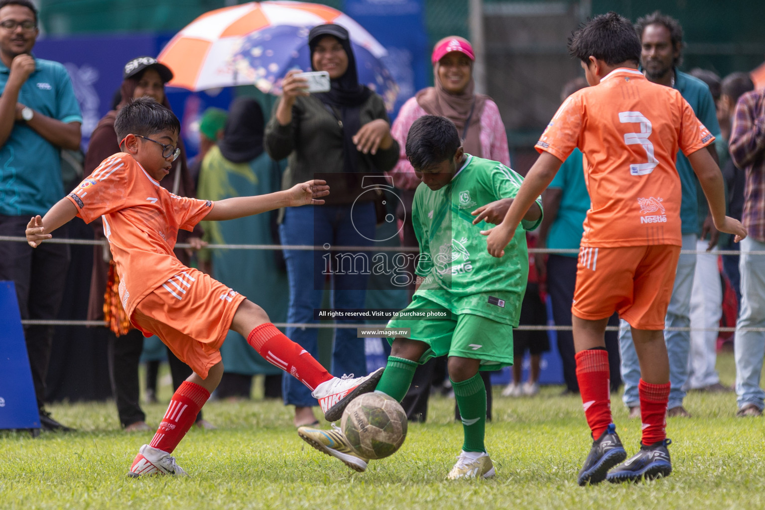 Day 2 of Nestle kids football fiesta, held in Henveyru Football Stadium, Male', Maldives on Thursday, 12th October 2023 Photos: Shuu Abdul Sattar / mages.mv