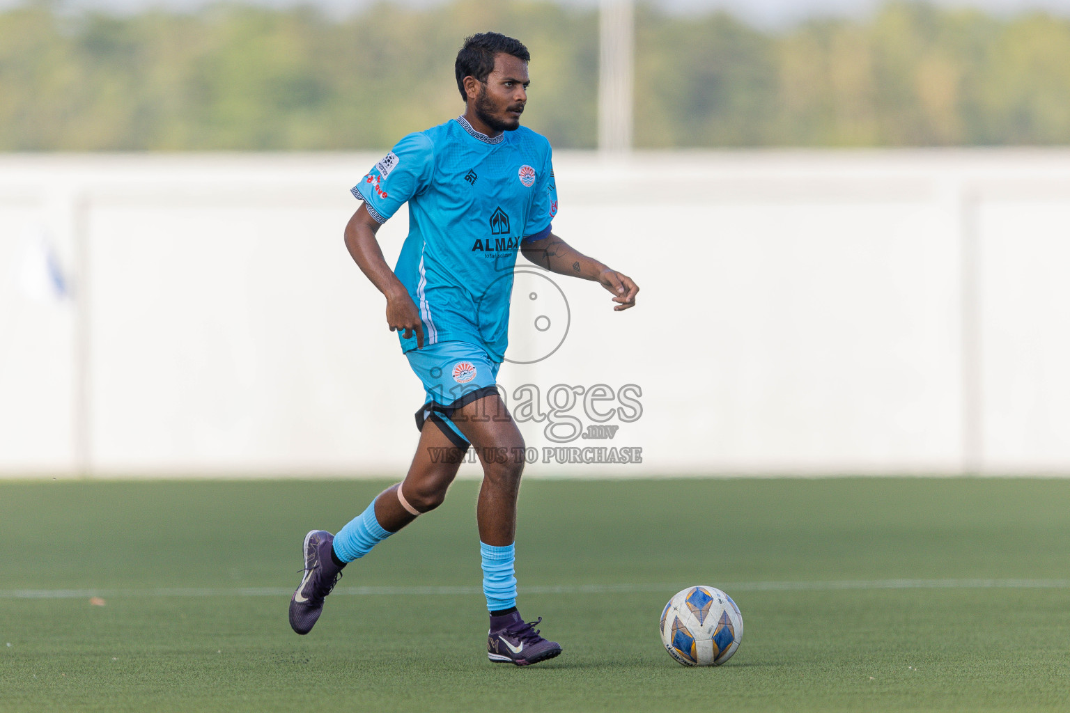 Irumathi FC VS Middle East in Day 5 of Eydhafushi Cup 2025 held in Eydhafushi Football Stadium at B. Eydhafushi, Maldives on Tuesday, 9th September 2025. Photos: Arif Rasheed / images.mv