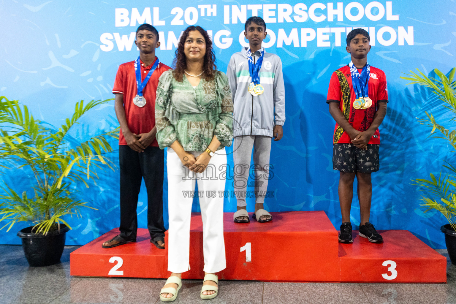 Day 4 of 20th Inter-school Swimming Competition 2024 held in Hulhumale', Maldives on Tuesday, 15th October 2024. Photos: Ismail Thoriq / images.mv