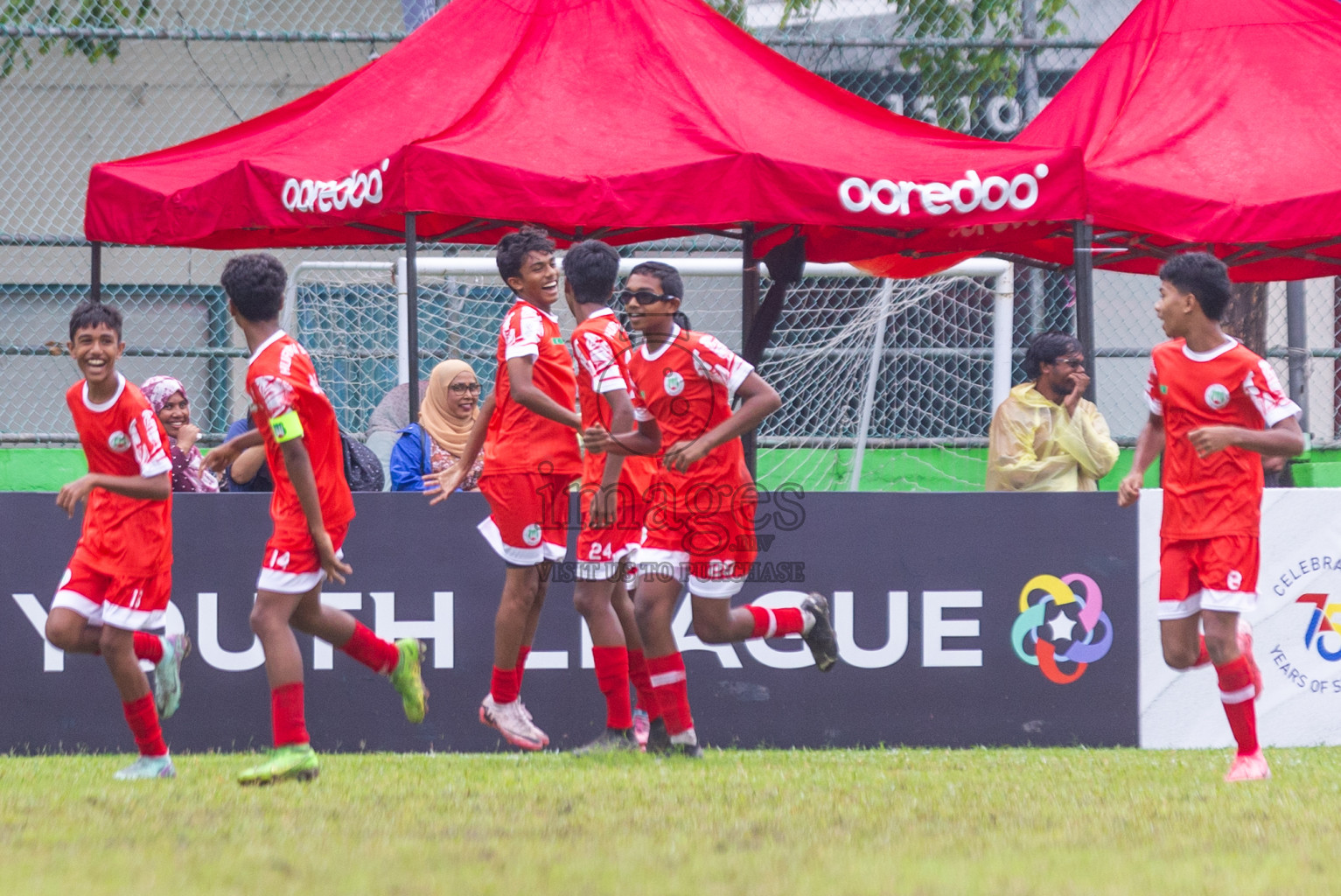 Eagles vs Hurriya in day 6 of Dhivehi Youth League 2024 held at Henveiru Stadium on Saturday 30th November 2024. Photos: Shuu Abdul Sattar/ Images.mv