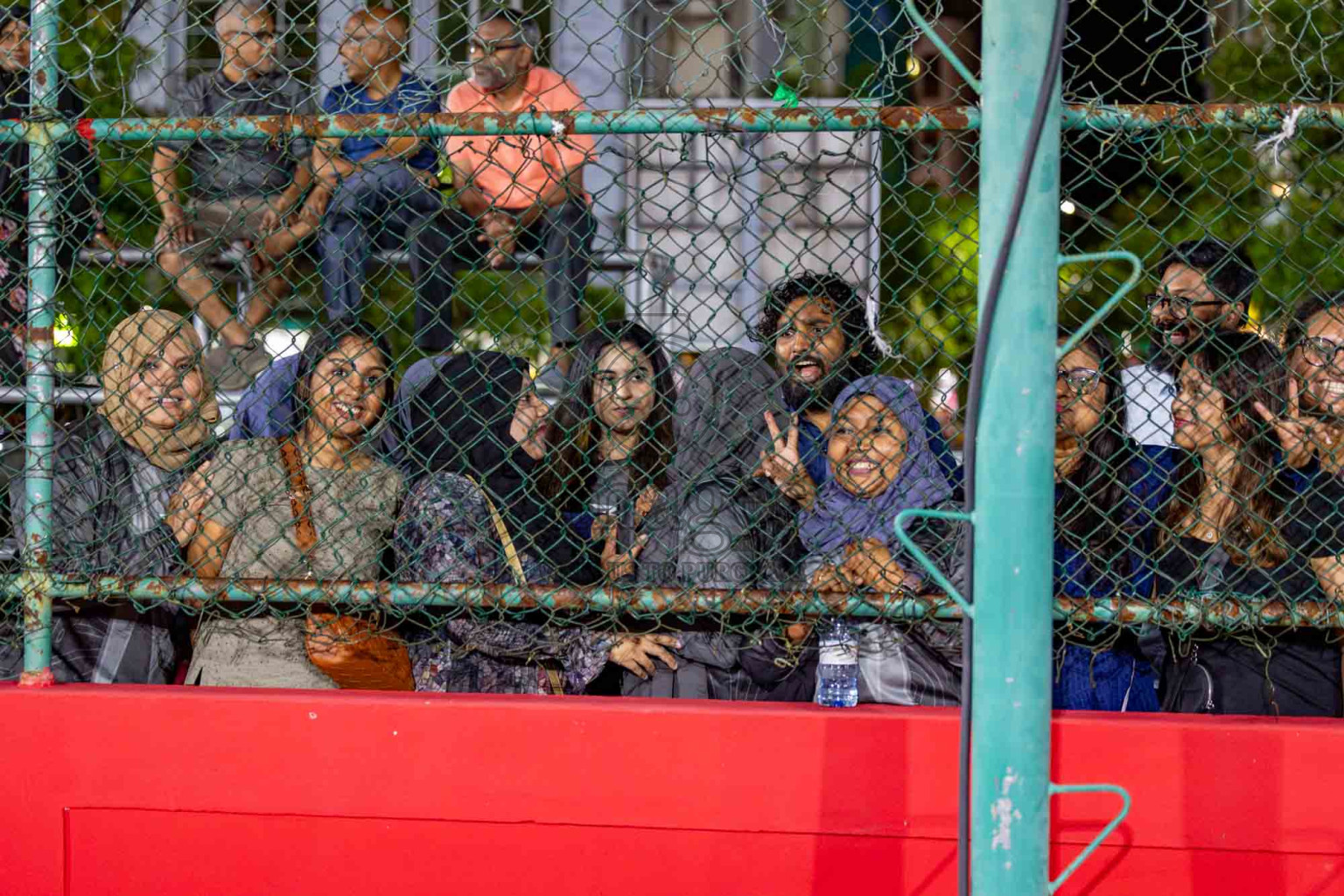 KHAARIJEE VS SDFC in Club Maldives Classic 2024 held in Rehendi Futsal Ground, Hulhumale', Maldives on Friday, 6th September 2024. 
Photos: Hassan Simah / images.mv