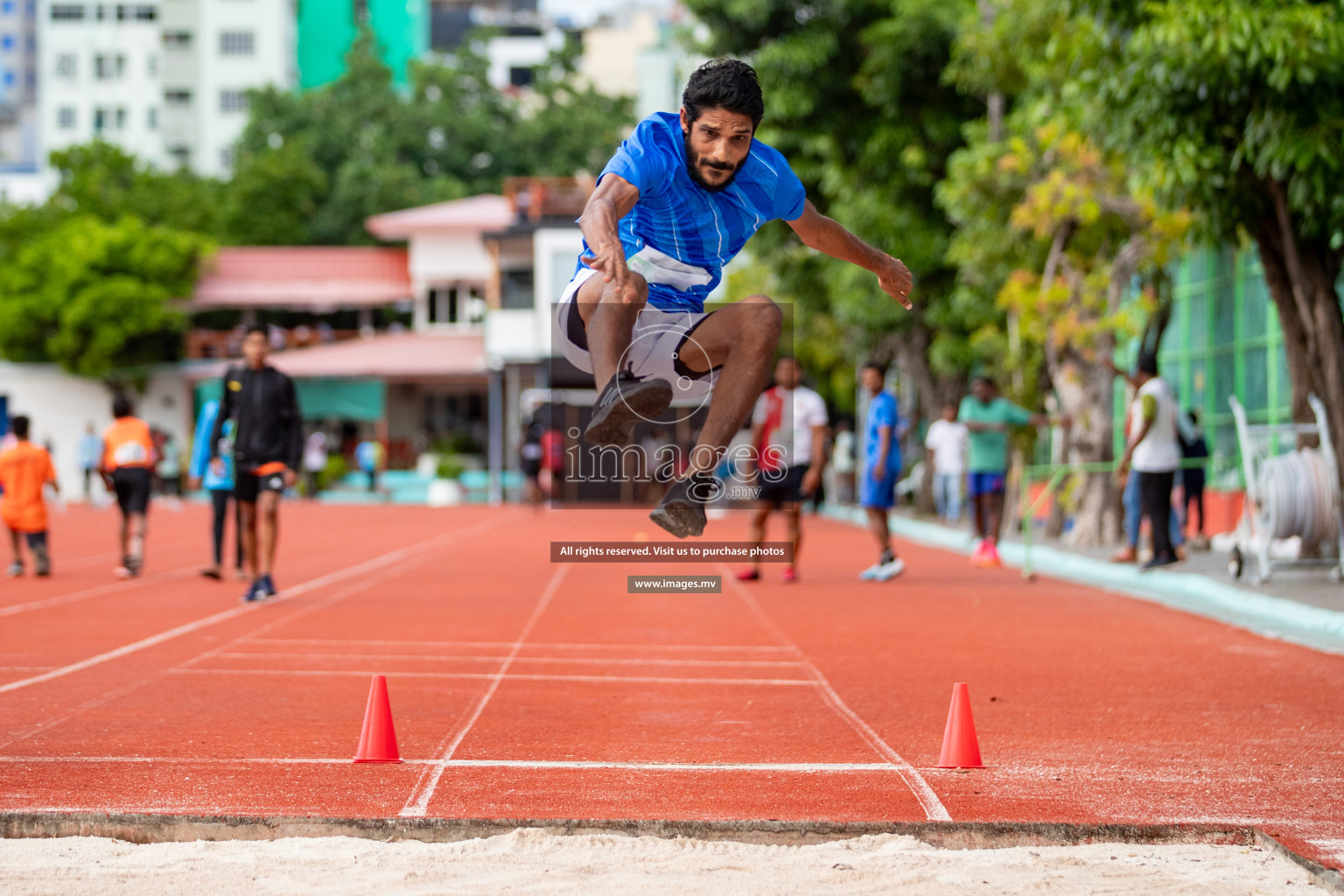 Day 2 of National Athletics Championship 2023 was held in Ekuveni Track at Male', Maldives on Friday, 24th November 2023. Photos: Hassan Simah / images.mv