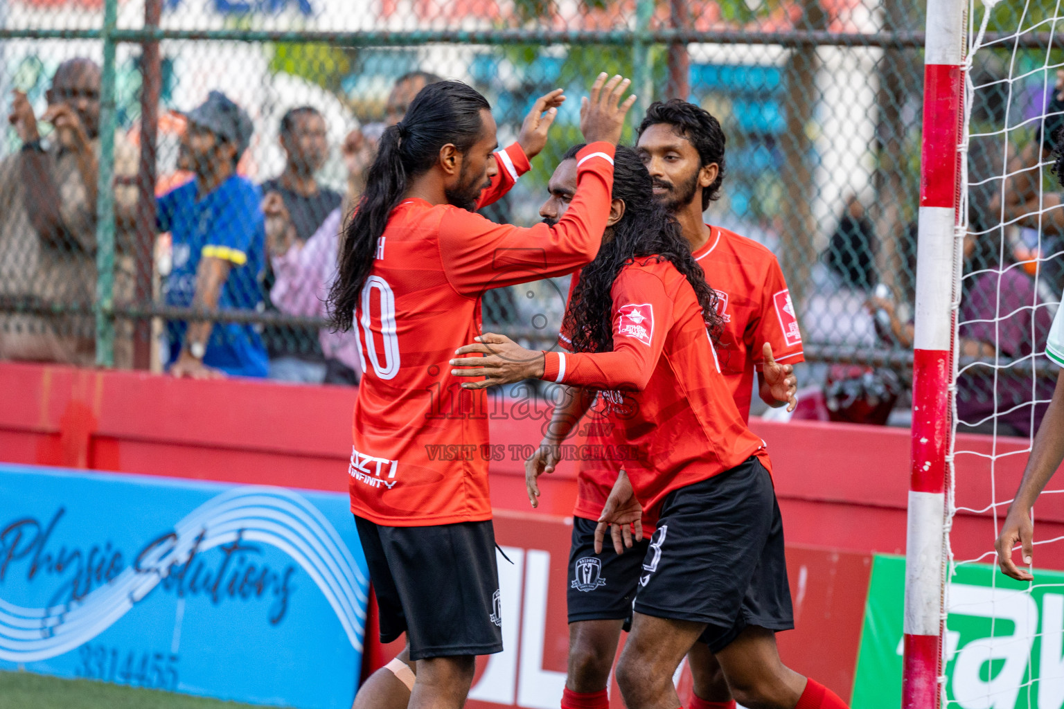 AA. Feridhoo VS AA. Rasdhoo in Day 7 of Golden Futsal Challenge 2025 was held on Saturday, 11th January 2025, in Hulhumale', Maldives Photos: Hassan Simah / images.mv