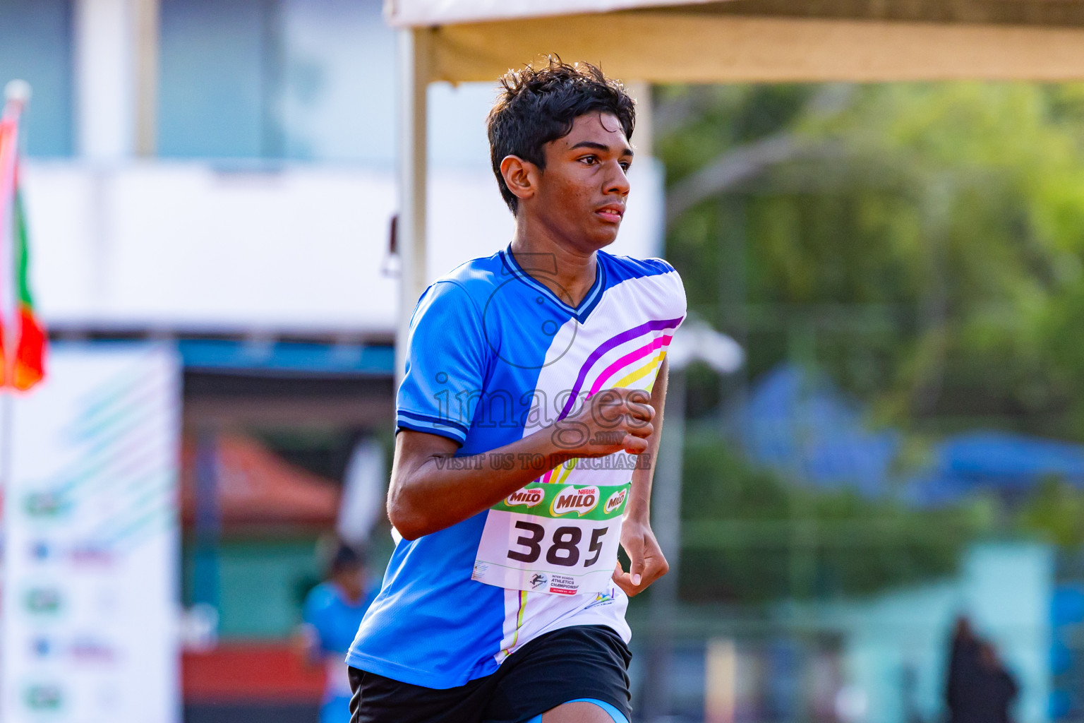 Day 3 of Inter-school Athletics Championship 2025 held in Ekuveni Synthetic Track, Male', Maldives on Wednesday, 08th October 2025. Photos by: Nausham Waheed / Images.mv