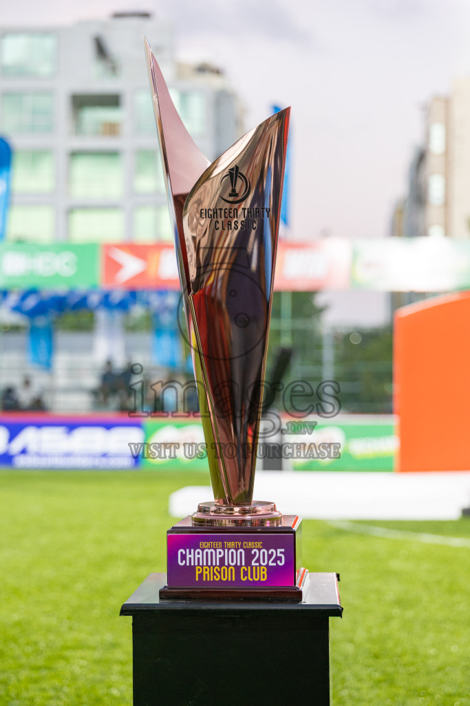 Prison Club vs Team MACL in Eighteen Thirty Classic of Club Maldives 2025 was held in Rehendhi Futsal Ground, Hulhumale', Maldives on Tuesday, 16th September 2025. Photos: Mohamed Mahfooz Moosa / images.mv