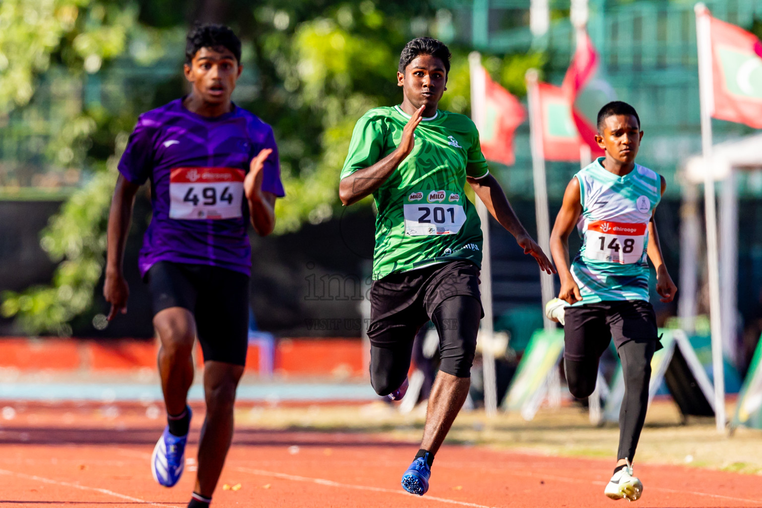 Day 2 of Inter-school Athletics Championship 2025 held in Ekuveni Synthetic Track, Male', Maldives on Tuesday, 07th October 2025. Photos by: Nausham Waheed / Images.mv