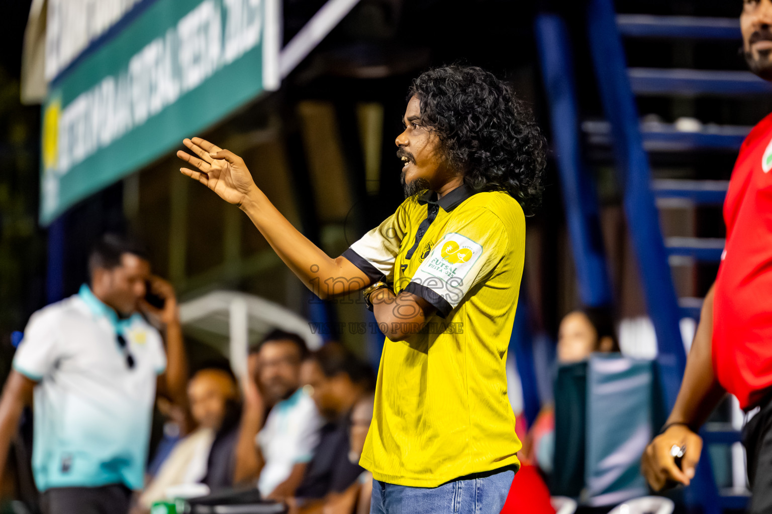 Fehendhoo vs Kihaadhoo in Day 5 of Better in Baa Futsal Fiesta 2025 Men's division held in B. Eydhafushi, Maldives on Sunday, 9th November 2025. Photos: Nausham Waheed / images.mv
