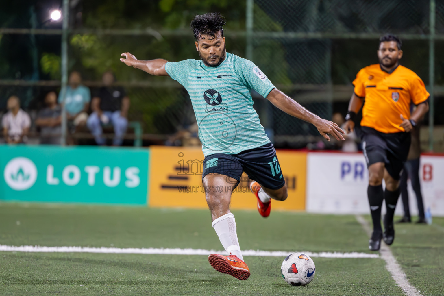 Team Dharumavantha vs Hiya Club in Club Maldives Classic 2024 held in Rehendi Futsal Ground, Hulhumale', Maldives on Sunday, 8th September 2024. 
Photos: Ismail Thoriq / images.mv