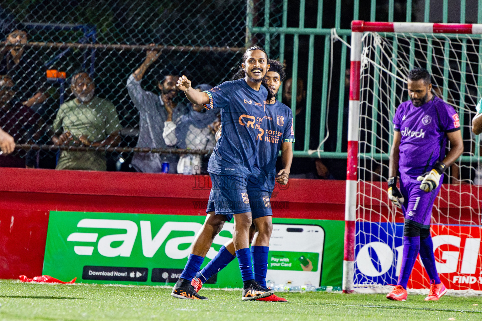 S Hithadhoo vs S Feydhoo in zone round on Day 32 of Golden Futsal Challenge 2025 was held on Wednesday , 5th February 2025, in Hulhumale', Maldives. Photos: Nausham Waheed / images.mv
