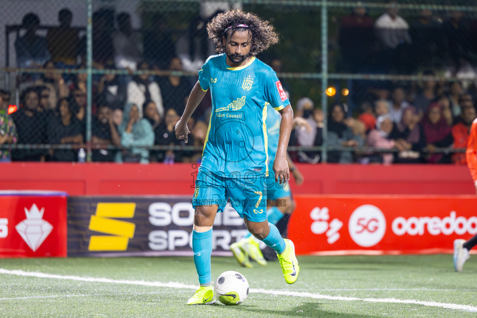 L Maavah VS L Gan in Day 8 of Golden Futsal Challenge 2025 was held on Sunday, 12th January 2025, in Hulhumale', Maldives
Photos: Ismail Thoriq / images.mv