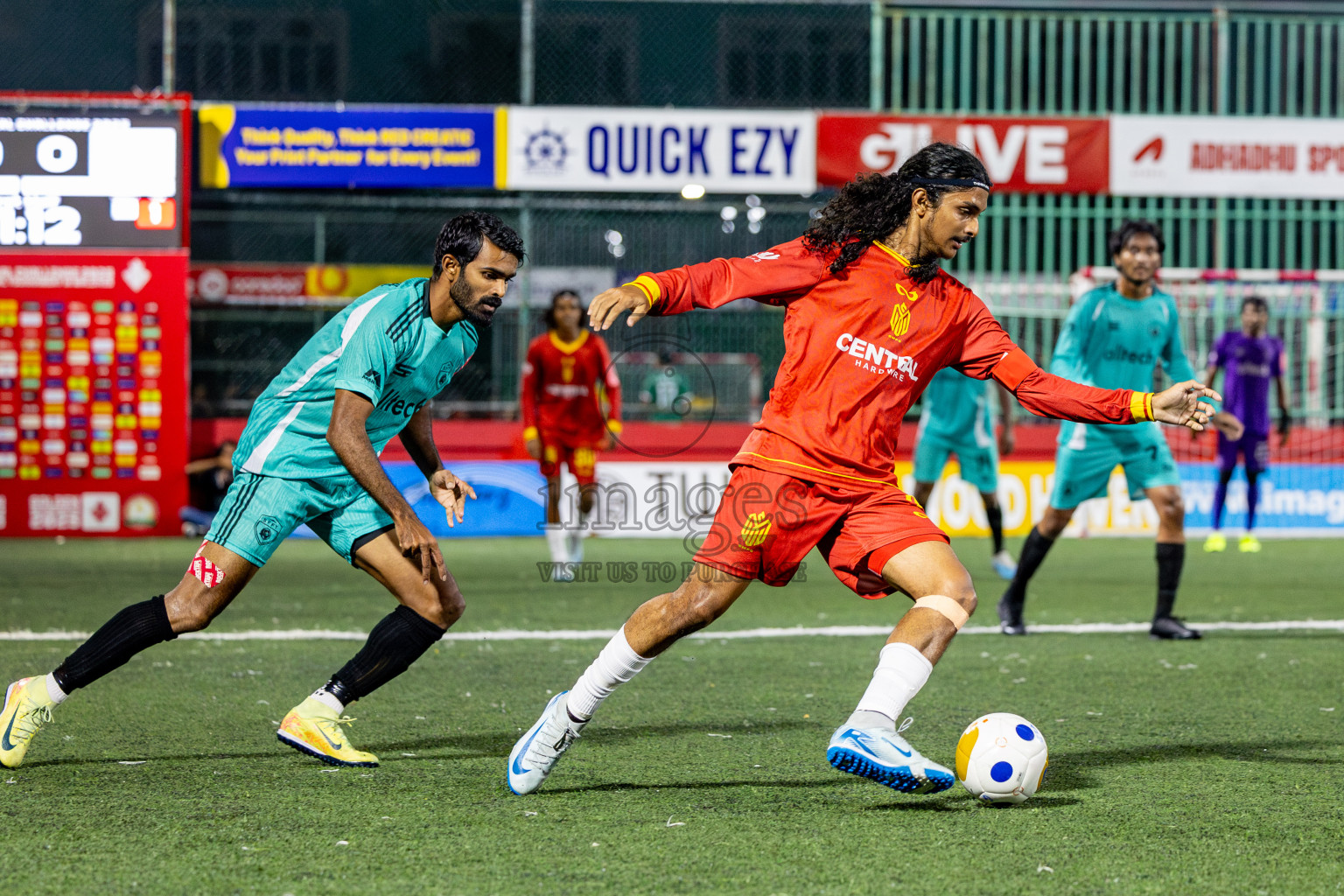 S Feydhoo vs S Meedhoo on Day 20 of Golden Futsal Challenge 2025 was held on Thursday, 23rd January 2025, in Hulhumale', Maldives. Photos: Nausham Waheed / images.mv