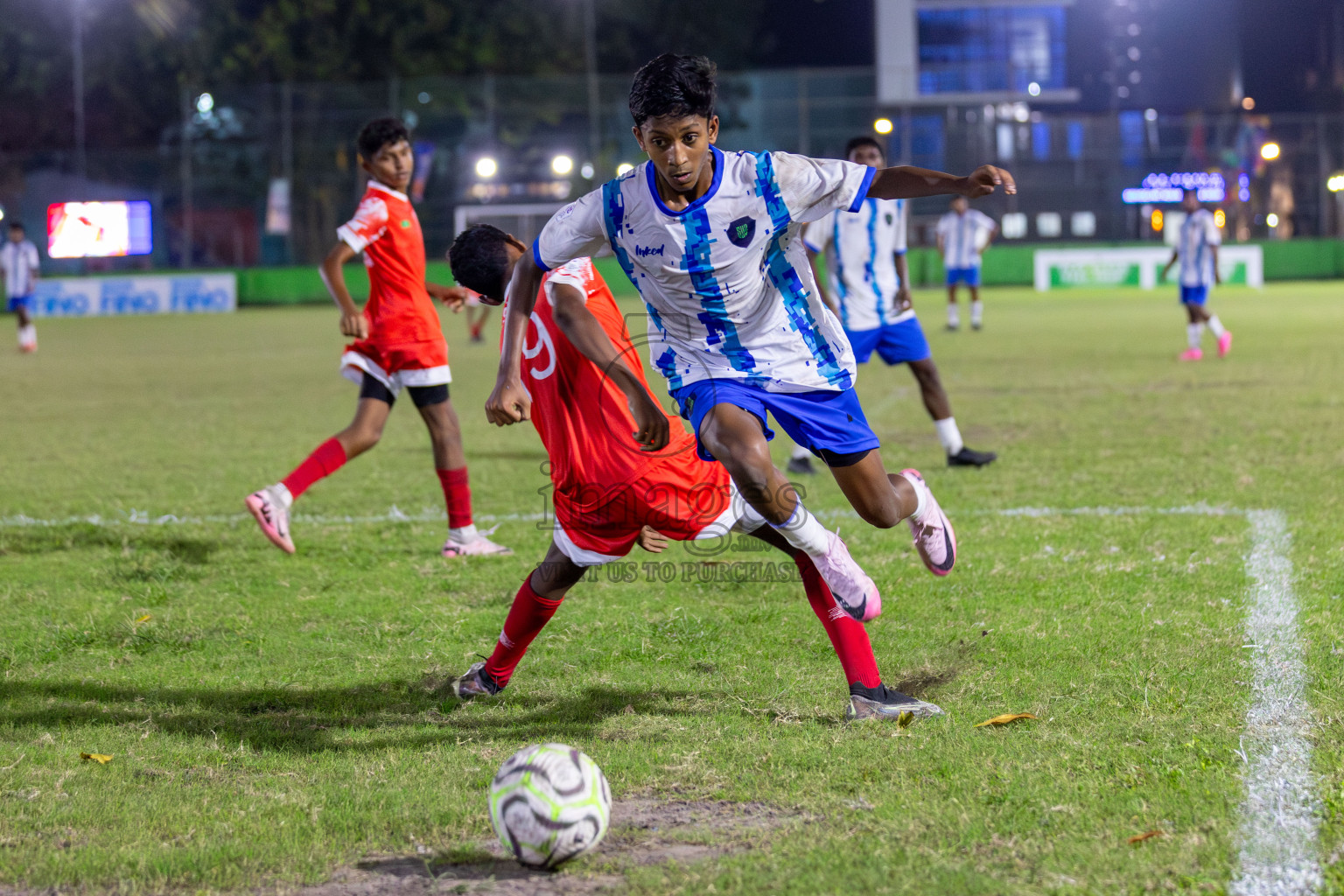 Super United Sports vs Huriyya (U16) in Day 8 of Dhivehi Youth League 2024 held at Henveiru Stadium on Monday, 2nd December 2024. Photos: Mohamed Mahfooz Moosa / Images.mv