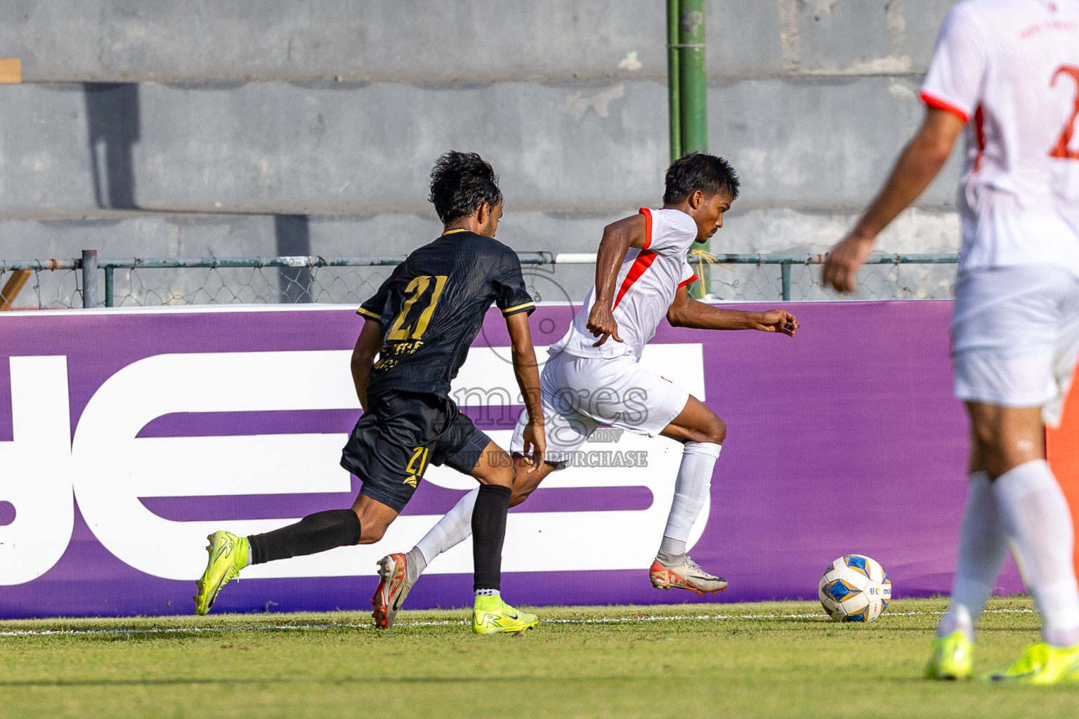 Club Eagles vs Buru Sports Club in Dhivehi Premier League 2025/26 held in National Football Stadium, Male', Maldives on Wednesday, 24th September 2025. Photos: Mohamed Mahfooz Moosa / Images.mv