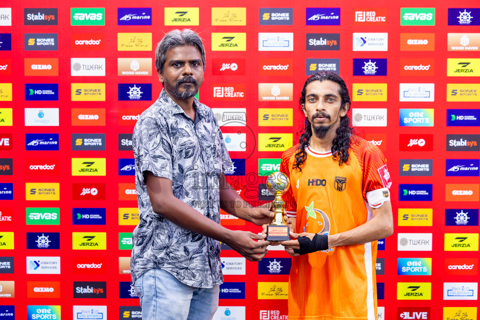 Th Kandoodhoo vs Th Hirilandhoo in Day 14 of Golden Futsal Challenge 2025 was held on Saturday, 18th January 2025, in Hulhumale', Maldives. Photos: Nausham Waheed / images.mv