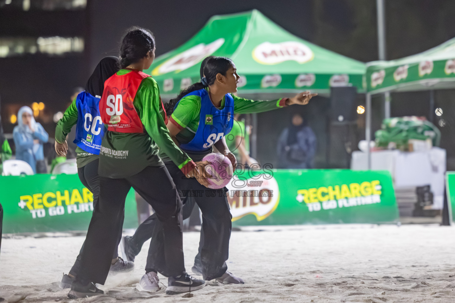 Day 1 of MILO Netball Fest 2025 was held in Cental Park, Hulhumale', Maldives on Thursday, 20th November 2025. 

Photos: Hassan Simah / images.mv