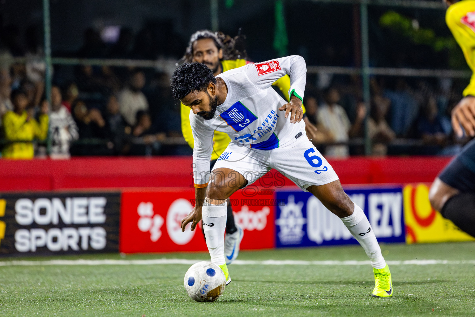 Gdh Gadhdhoo vs S Hithadhoo in zone round Day 30 of Golden Futsal Challenge 2025 was held on Monday , 3rd February 2025, in Hulhumale', Maldives. Photos: Nausham Waheed / images.mv