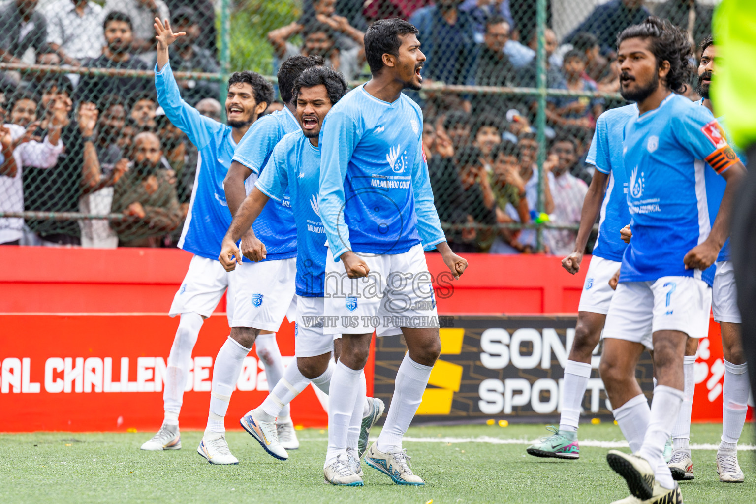 Sh Kanditheemu vs Sh Milandhoo in Day 21 of Golden Futsal Challenge 2025 was held on Saturday , 25th January 2025, in Hulhumale', Maldives.
Photos: Ismail Thoriq / images.mv