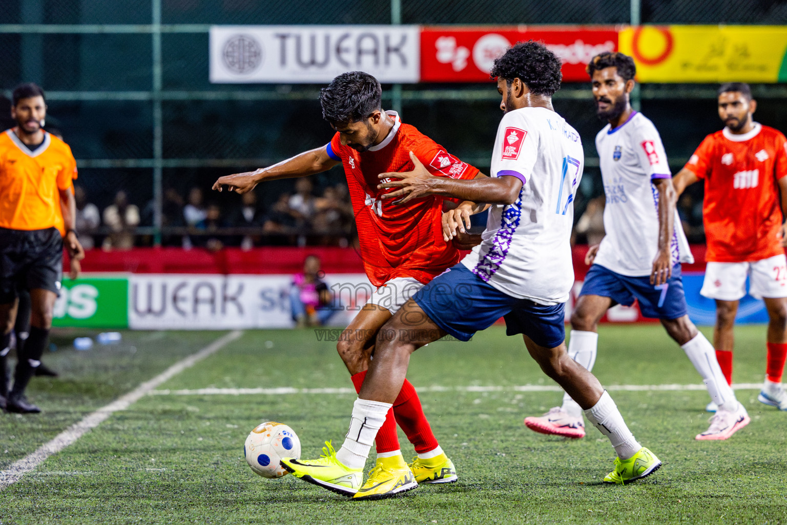 K Guraidhoo vs K Kaashidhoo in Day 10 of Golden Futsal Challenge 2025 was held on Tuesday, 14th January 2025, in Hulhumale', Maldives Photos: Nausham Waheed / images.mv