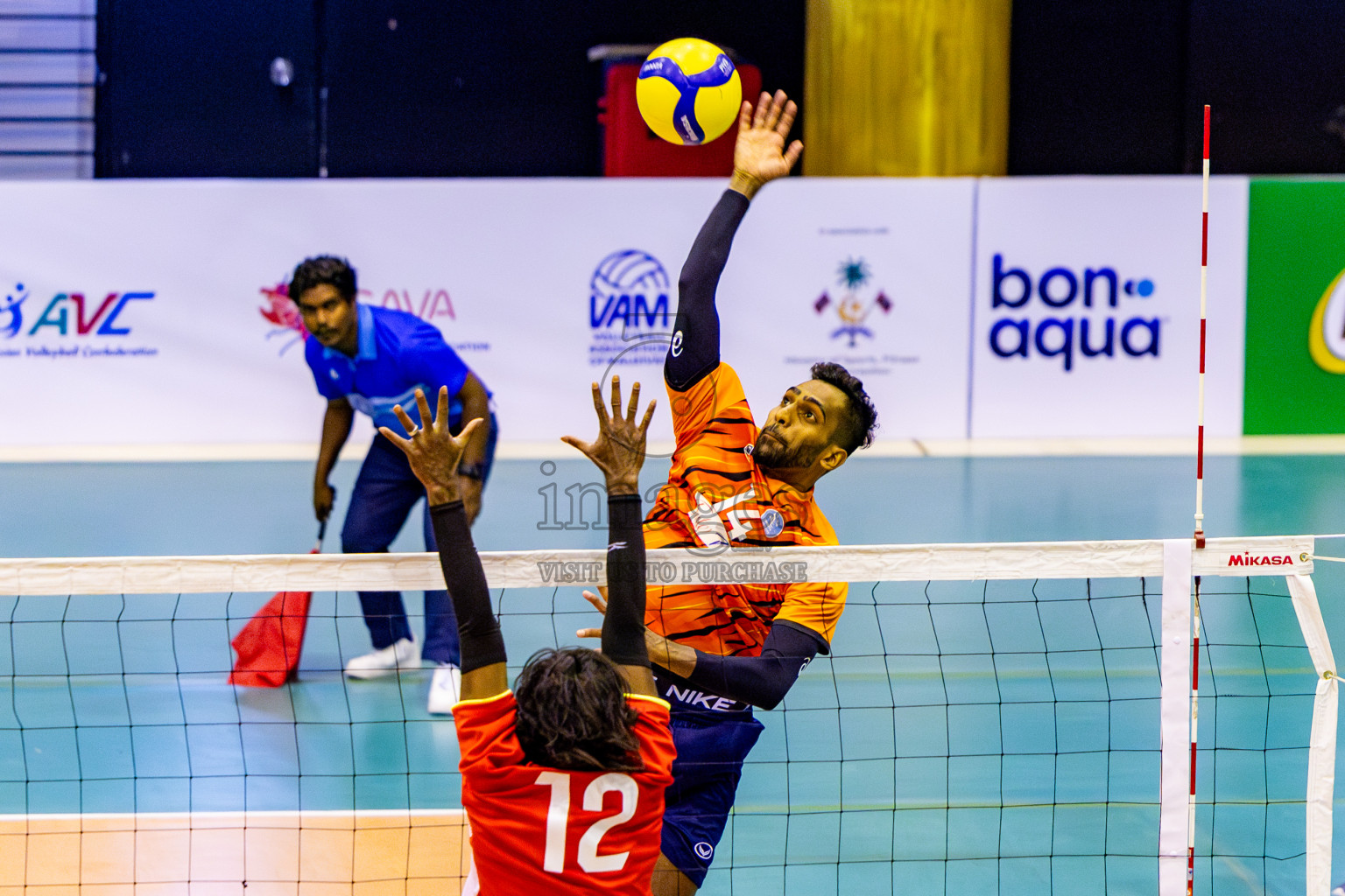 Day 1 of MILO VAM Cup 2024 Men's Division was held in Social Center Indoor Hall on Monday, 28th October 2024. Photos: Nausham Waheed / images.mv