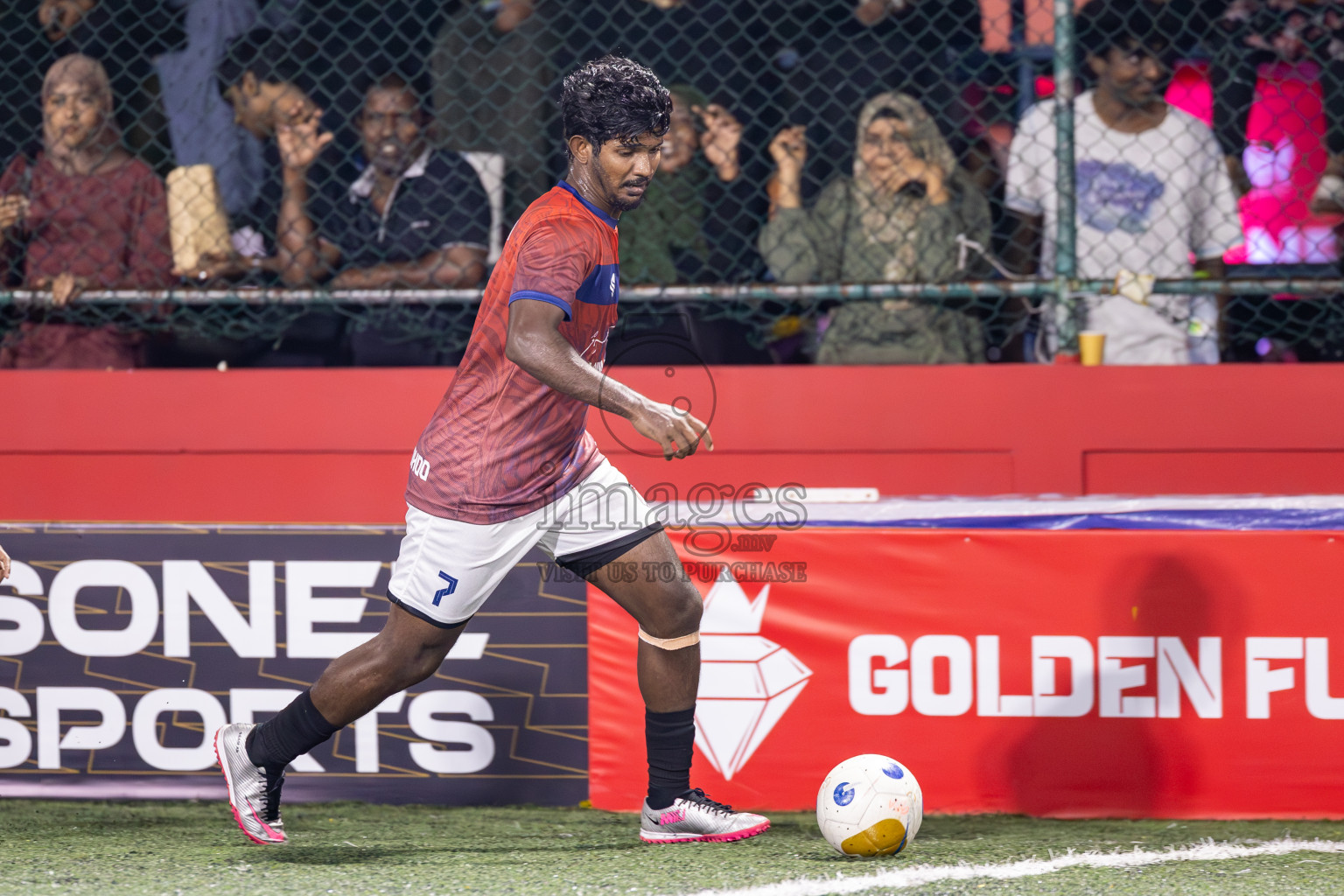 HDh Nellaidhoo vs HDh Vaikaradhoo in Day 9 of Golden Futsal Challenge 2025 was held on Monday, 13th January 2025, in Hulhumale', Maldives
Photos: Ismail Thoriq / images.mv