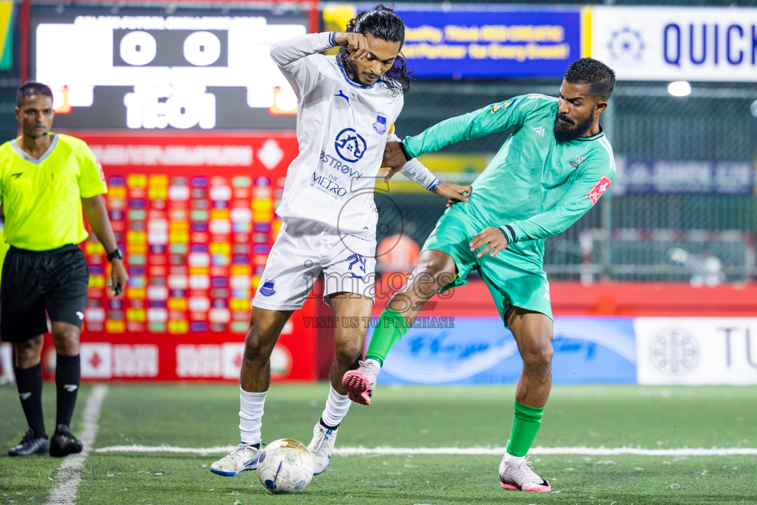GA Dhaandhoo vs GA Gemanafushi in Day 14 of Golden Futsal Challenge 2025 was held on Saturday, 18th January 2025, in Hulhumale', Maldives. Photos: Ismail Thoriq / images.mv