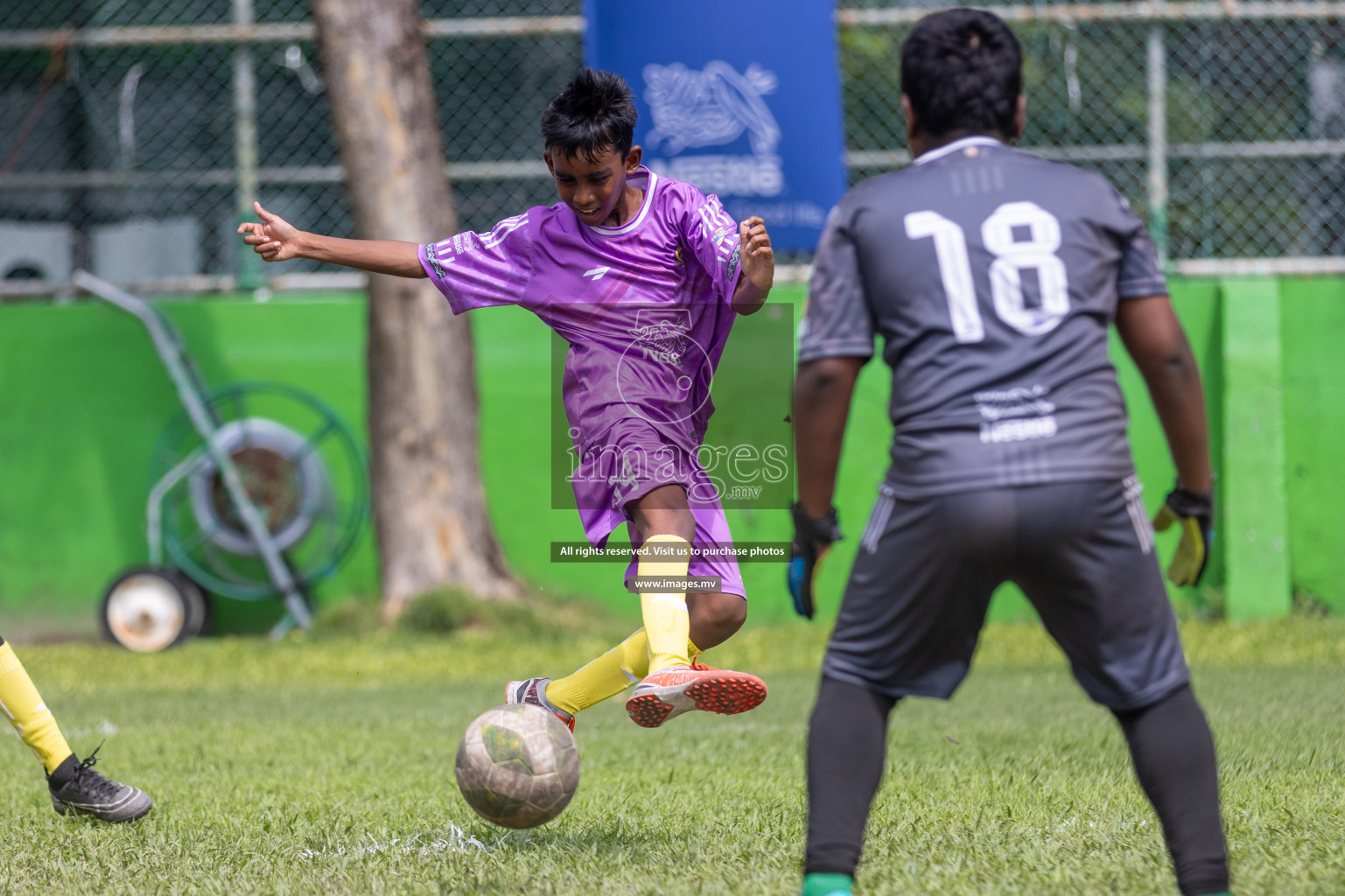 Day 2 of Nestle kids football fiesta, held in Henveyru Football Stadium, Male', Maldives on Thursday, 12th October 2023 Photos: Shuu Abdul Sattar / mages.mv