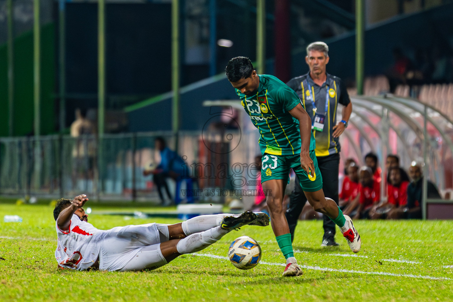 Maziya Sports And Recreation vs Buru Sports Club in Dhivehi Premier League 2025/26 held in National Football Stadium, Male', Maldives on Tuesday, 30th September 2025. Photos: Areef Adam / Images.mv