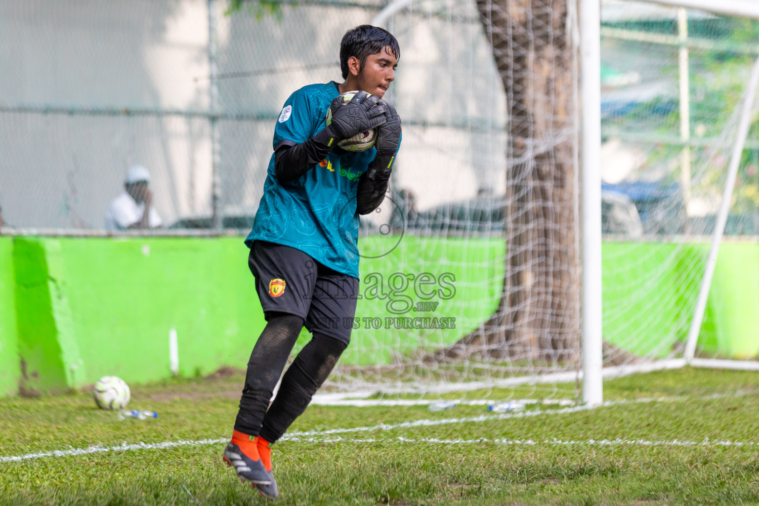 United Victory vs TC Sports Club in Day 7 of Dhivehi Youth League 2024 held at Henveiru Stadium on Sunday, 1st December 2024. Photos: Shuu Abdul Sattar, / Images.mv