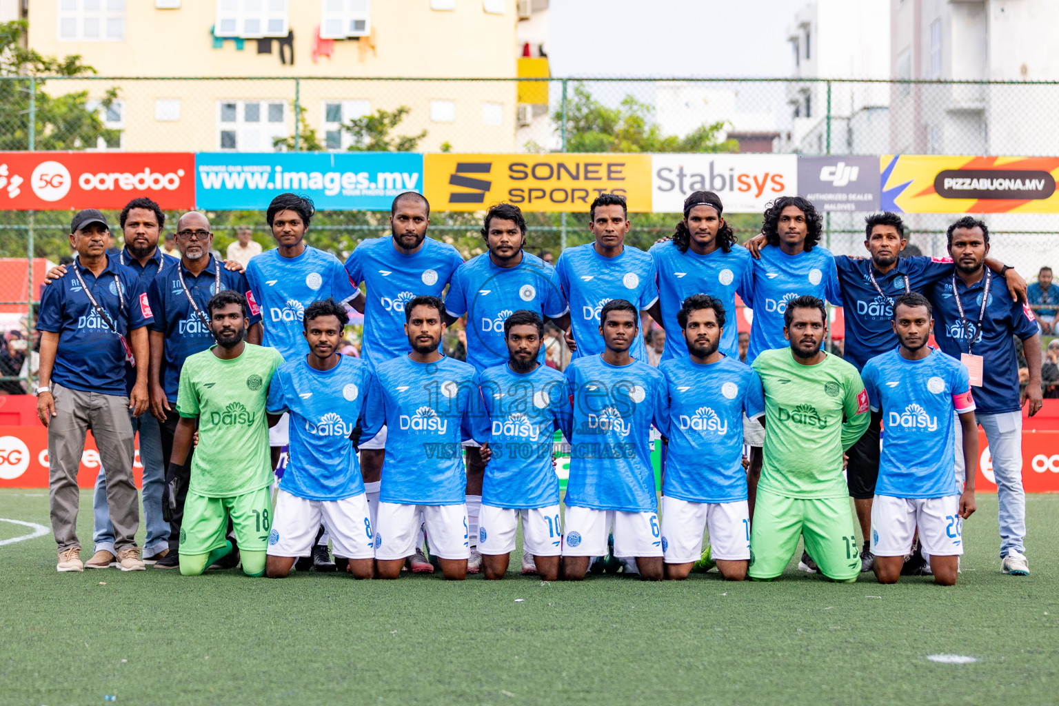 Dh Bandidhoo vs Dh. Maaenboodhoo in Day 13 of Golden Futsal Challenge 2025 was held on Friday, 17th January 2025, in Hulhumale', Maldives Photos: Hassan Simah / images.mv