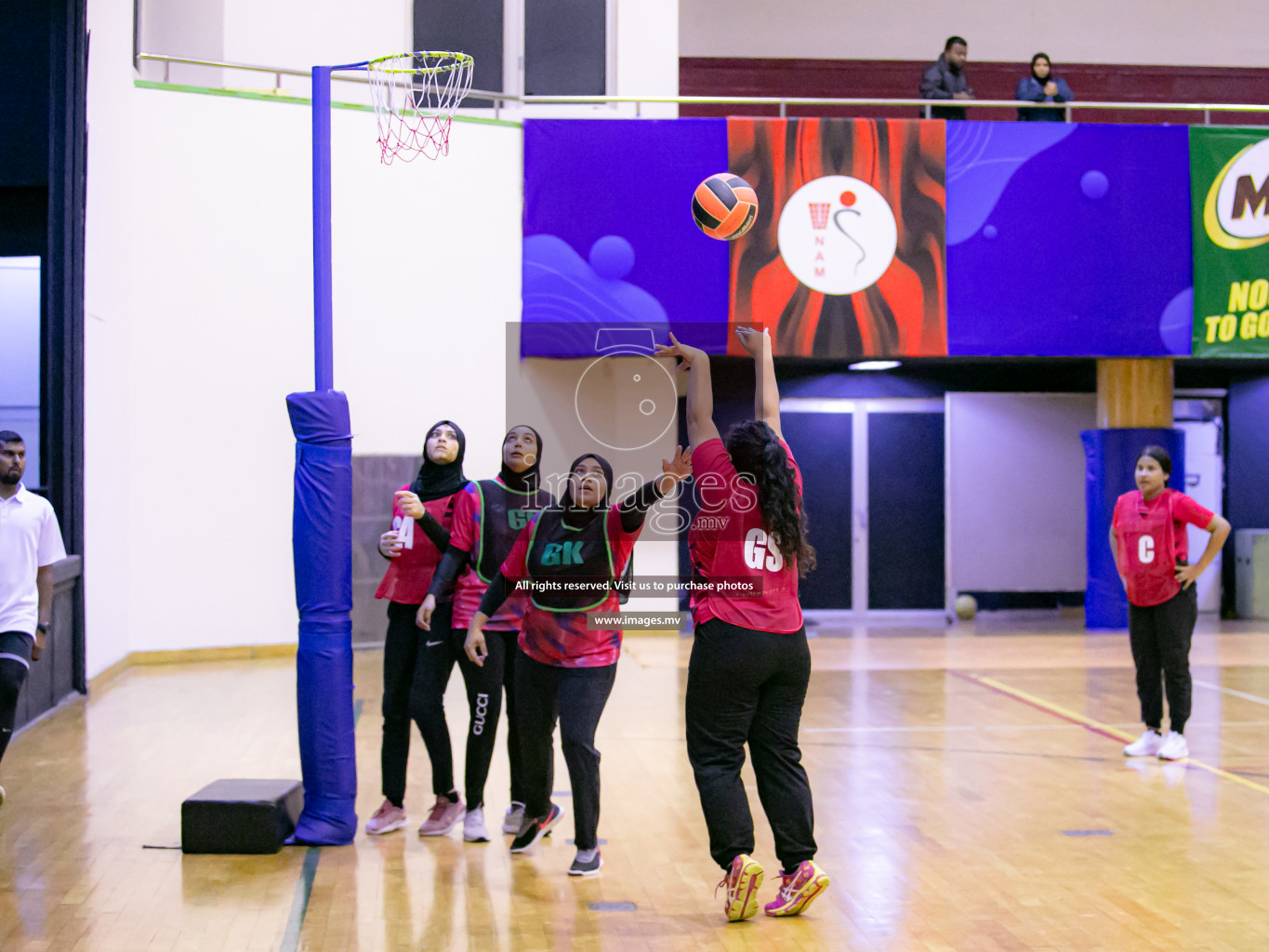 Lorenzo Sports Club vs United Unity Sports Club in the Milo National Netball Tournament 2022 on 17 July 2022, held in Social Center, Male', Maldives. Photographer: Ahmed Dhaadh / Images.mv