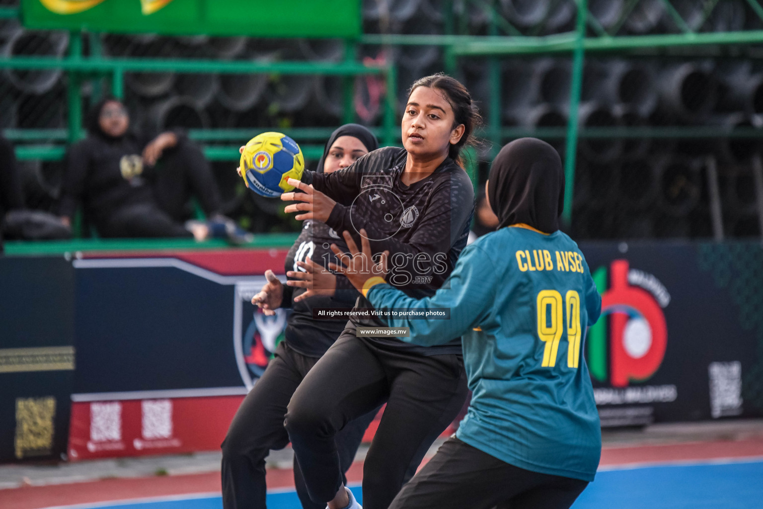 Day 10 of Milo 6th Inter Office Handball Tournament 2022 - Photos by Nausham Waheed