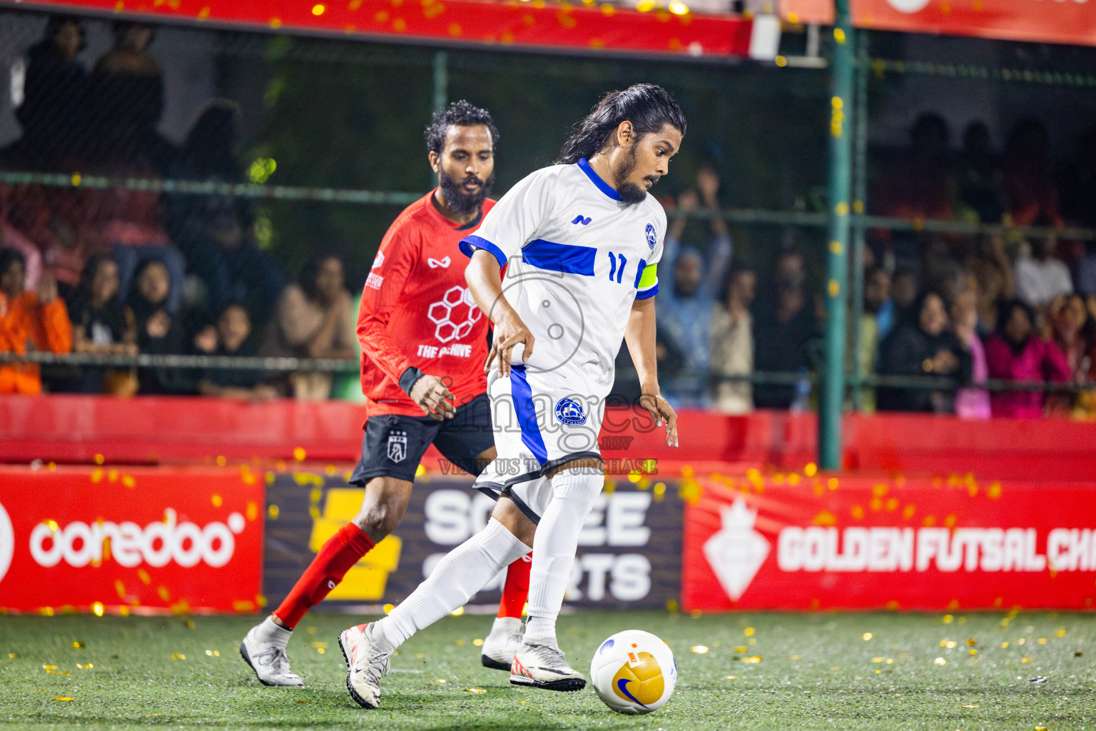 Th Thimarafushi VS Th Veymandoo in Atoll Round Semi-Final on Day 22 of Golden Futsal Challenge 2025 was held on Sunday , 26th January 2025, in Hulhumale', Maldives. Photos: Nausham Waheed / images.mv